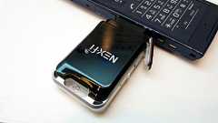 あらゆるauケータイが無線LANルーターになる「NEX-fi」とau初のモバイル無線LANルーター「Wi-Fi WALKER DATA05」レビュー - GIGAZINE