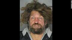 ホームレス男性が高級ホテルのスイートに侵入して昼寝、逮捕