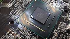 当初の計画よりもスペックが大きく低下したX79チップセット。IntelのPCI Express 3.0対応計画も流動的に