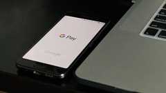 GoogleはGoogleアプリ標準搭載のAndroid端末1台につき4500円のライセンス料を課す見込み - GIGAZINE