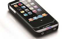 180mWヘッドアンプと1650mAhバッテリーを内蔵したiPhone 4ケース「i.fuzen HP-1」