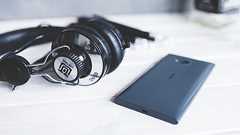 【衝撃】女子中学生「音楽は通信制限かかるから聴かない」 → え?wwwww : DAW速報