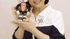 いとうまい子が驚きの転身 介護予防ロボット「ロコピョン」開発しAIベンチャーのフェローに | 東スポWEB
