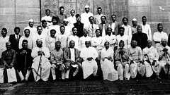 北インド古典音楽の旋法 ラーガ概念の滅亡|集広舎