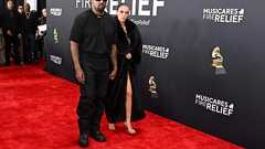 「まるで裸」 カニエ・ウェスト妻のグラミー賞での装いはやり過ぎか?