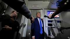 イランは降伏しない、ハメネイ師がトランプ氏に反発-米参戦巡り臆測