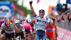 NIPPOが劇的区間V、初山も完遂。ジロで躍動した日本人の舞台裏。(杉園昌之)