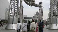 MMの魅力に触れる「まち歩き」ガイドツアー- 大人の社会見学