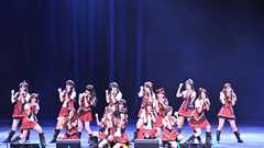 AKB48のB'z超えに批判殺到 「握手券でCDを売るのはフェアじゃない」 : 痛いニュース(ノ∀`)