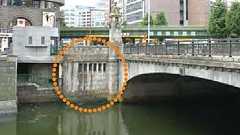 ネットで話題「万世橋の下に見える謎の小部屋」に区が潜入 外から入口なし その用途は? | 乗りものニュース