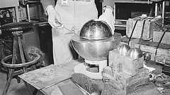 未臨界量のプルトニウムの塊「デーモン・コア(悪魔のコア)」