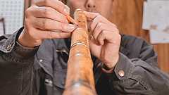 尺八職人 大萩 康喜 | 明日への扉 by アットホーム