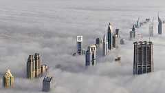 世界一高いビル「ブルジュ・ドバイ」がまもなく完成