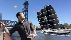 「ジェフ・ベゾスが所有する世界最大のヨットが完成したら腐った卵をぶつけよう」との呼びかけに5000人以上が参加表明