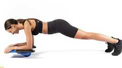 スマホでゲームを楽しみながら体を鍛えよう! ゲーミングプランクボード“ステルスゴー”が日本で発売決定 | ゲーム・エンタメ最新情報のファミ通.com