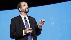 EV革命が減速危機、電池材料不足で車両価格高騰-トヨタ幹部が警告