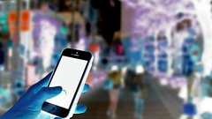 人身事故現場で「笑いながら」撮影 「絶対にやめて」構内放送で注意