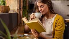 人気作家の翻訳小説に出版社が「スープの広告」を勝手に挿入していたという事例