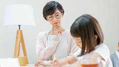 条件つきで愛情を与える親の典型的なNGパターン