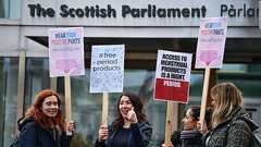 スコットランド、全土で生理用品を無料提供 世界初の法案可決