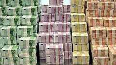 アイルランドの男性、なんと1400億円の紙幣を材料にして家を建てる : らばQ