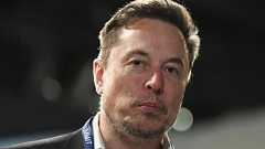 スウェーデンでテスラへのスト影響拡大、マスク氏「常軌を逸する」