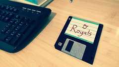 『Royals』レビュー 『Threes!』の作者がつくった王国建設ゲーム(箱・説明書なし)