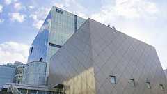 成人向け漫画を在校生なら割引きで買える―― 学生のSNS投稿に東京電機大学が謝罪 「大学として厳重に対処」(1/3) | ニュース ねとらぼ