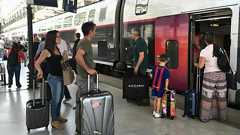 日本とは大違い、欧州鉄道「大型荷物置き場」事情 スーツケースからスキーまで収納スペース確保