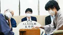 マスクをしなければ負け…将棋新ルールに反マスク派棋士の言い分「強制されるのは心外」 | 文春オンライン