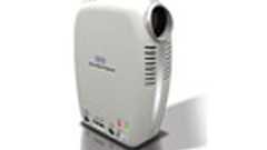 わずか175gで手のひらサイズ、USB接続可能なミニプロジェクター | RBB TODAY