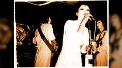 沖縄のライブでモンペ姿に「大日本帝国万歳」...ビジュアル系バンドが炎上したが、なぜサブカルチャー旭日旗やナチスのマークを取り入れても当時は問題にならなかったのか