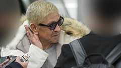 松本人志 元タレントが実名・顔出し告白「トラウマに苦しめられた」「あんなにひどい仕打ちを受けたのは彼だけ」 | 文春オンライン