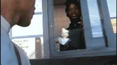 久しぶりに笑ったら負けのGIF合戦やるかー仕事中電車内歓迎 : ぶる速-VIP