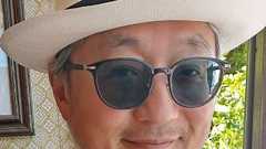 町山智浩 on Twitter: "松井市長「勝共連合という団体があったことを初めて知った」 松井市長の父は、勝共連合の名誉会長だった笹川良一の運転手でした。すっげえええ嘘つきなのか、すっげえええ馬鹿なのかのどちらかですね。 https://t.co/709meMZtjv"