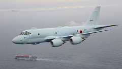 韓国艦のレーダー照射、なぜ危険なのか? 背景に「発射=撃墜」の艦対空ミサイル | 乗りものニュース