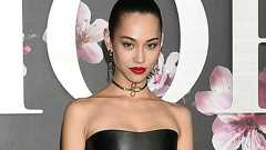 水原希子が告白 “性加害プロデューサー”の女優の太ももを触る行為でインティマシー・コーディネーター導入を決意 | 文春オンライン