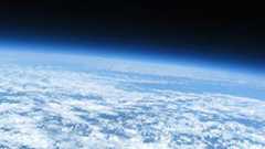 イギリスの学生がキヤノンのカメラを使い、予算24000円でNASAの人工衛星並の写真を撮影 : 痛いニュース(ノ∀`)