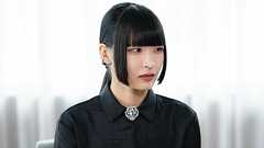 「女の子たちの何かを搾り取っている…」“重たい地下アイドルオタク”だった女性(24)がチェキを何十枚も買いながら「罪悪感」を感じていた理由 | 文春オンライン