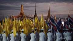 タイ、軍政プロパガンダ動画にヒトラー