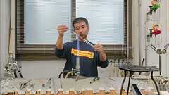 東大の実験器具を作る唯一のガラス職人さんが定年の時期になり、代替できる人が居なくなってしまった