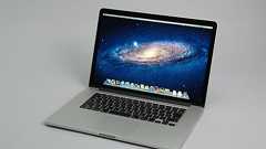 「MacBook Pro Retina」は本当に美しい? ――測色器でチェック