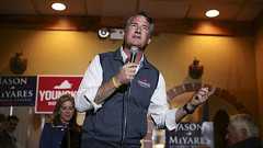 トランスジェンダー生徒の「トイレ問題」米州知事選の争点に 性的暴行を機に