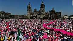 民主主義と独裁の戦い、潮目は変わりつつあるのか