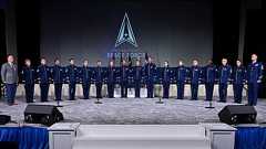 アメリカ宇宙軍の公式ソングが公開されるも古くさすぎてネットユーザーから「ネタじゃないの?」と大不評