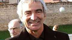 マラドーナ監督どころじゃない…迷走しまくりのフランス代表ドメネク監督の驚くべき珍エピソードいろいろ : らばQ