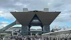 冬コミ、当日チケットは“倍の値段”に 前回は長い行列、「現場の改善だけでは対応に限界」