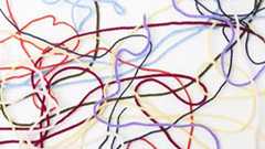 「男は男を救わない。だから女との恋愛で救われたいが、救われない」という考え方に、うーむとうなって迷路にハマってしまった話(1/2) | ねとらぼ