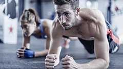 ランニングにおすすめの体幹トレーニング 「フォーム崩れと疲労」の悪循環を改善 - スポーツナビ