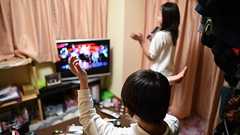 3歳児、おなかすいて盗んだ 両親は借金背負い不在:朝日新聞デジタル